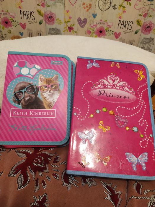 Папка для творчості, зошитів+ подарунок