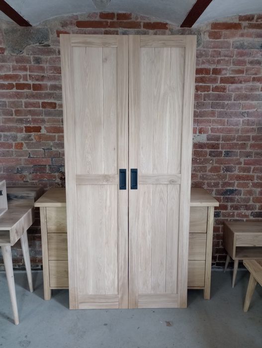 Drzwi dębowe, przesuwne