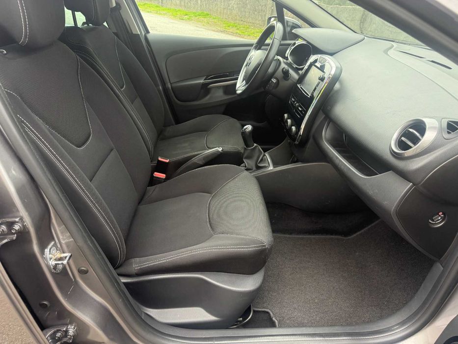 Renault Clio sport tourer 0.9 TCE