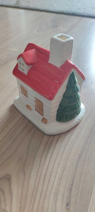 Ceramiczny domek