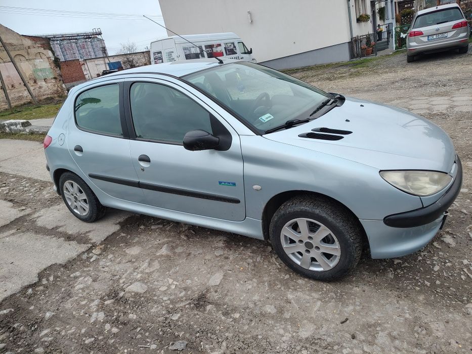 Sprzedam Peugeota 206