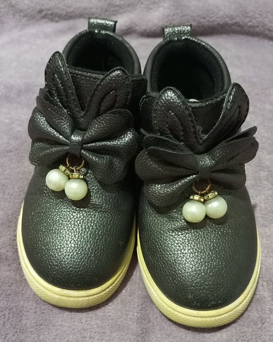 Продам  черевички для дівчинки