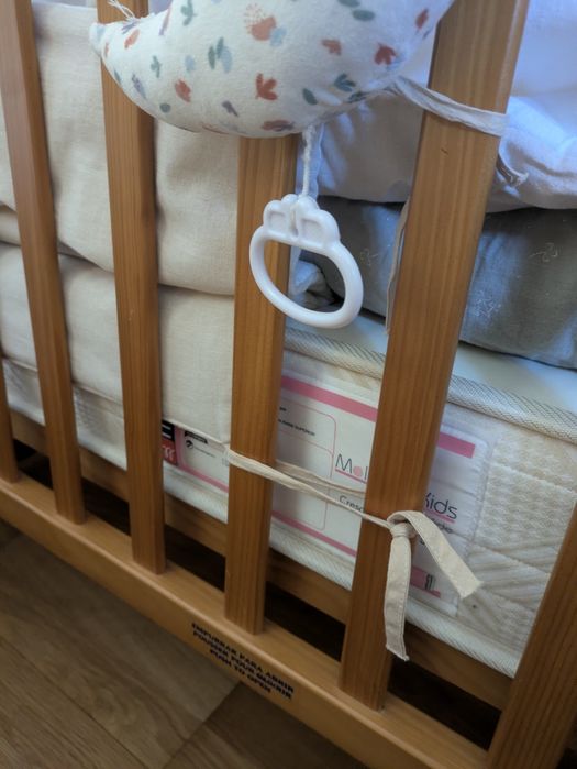 Berço cama bebe em muito bom estado