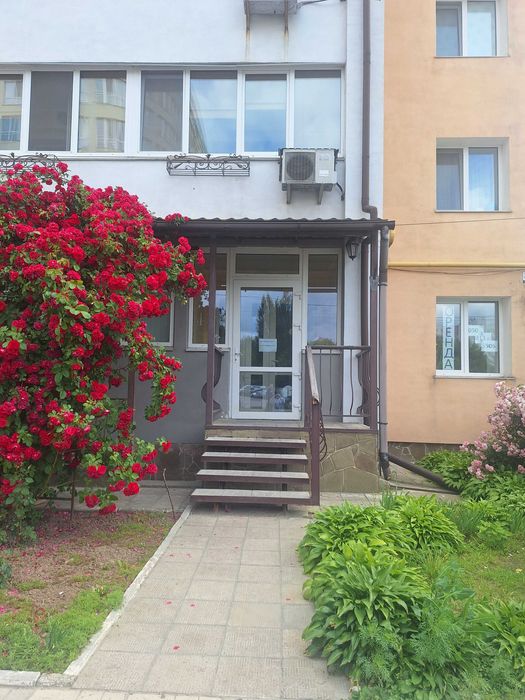 Комерційне приміщення в ЖК Стрілецька Набережна