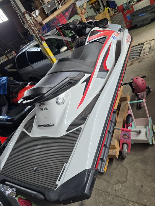 Skuter Wodny Yamaha VXR 1800 1.8 HO - 320 motogodzin