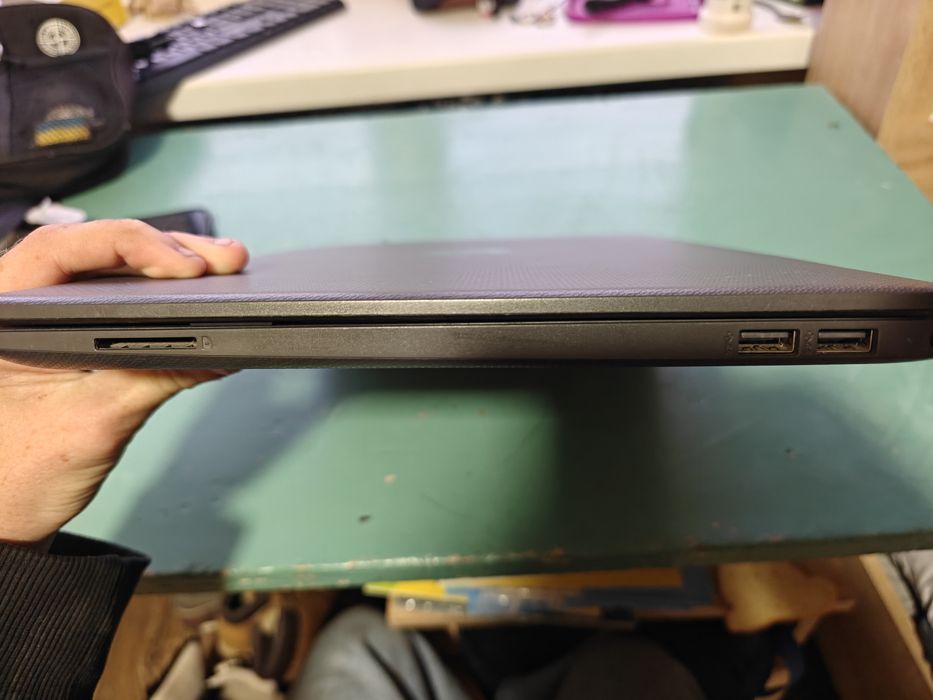 HP 250 G9 i3 стан ідеал