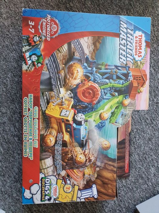 Zestaw torów Thomas&Friends + ciuchcia Tomek