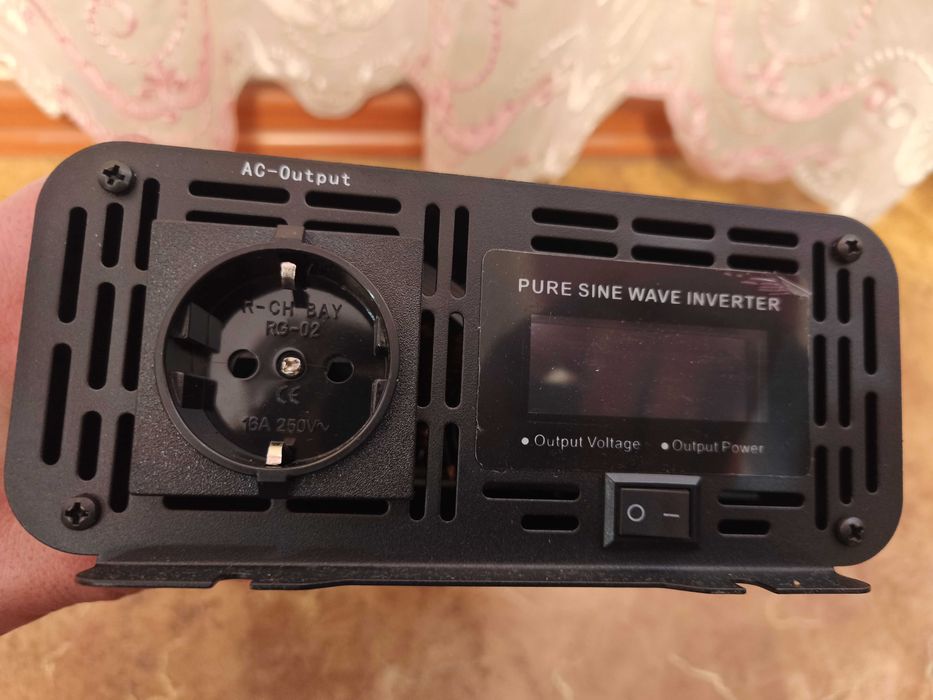 Инвертор EAFC 4000W с чистой синусоидой