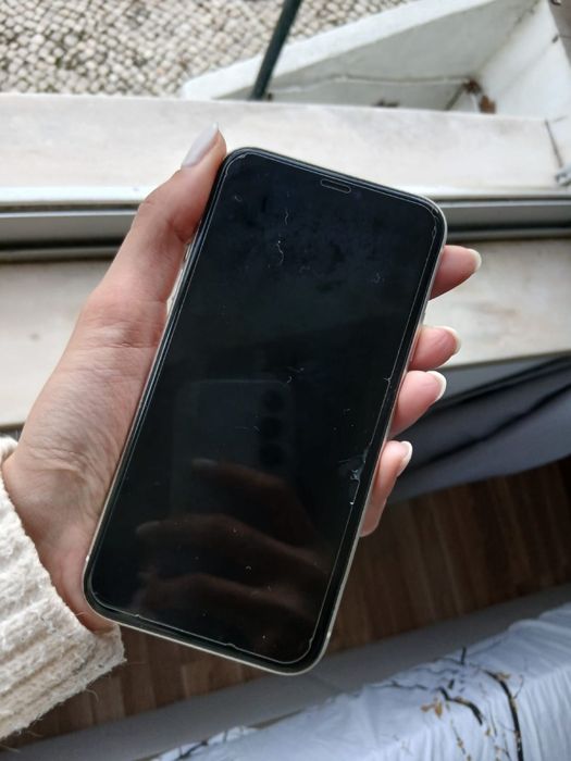 Iphone 11 semi novo