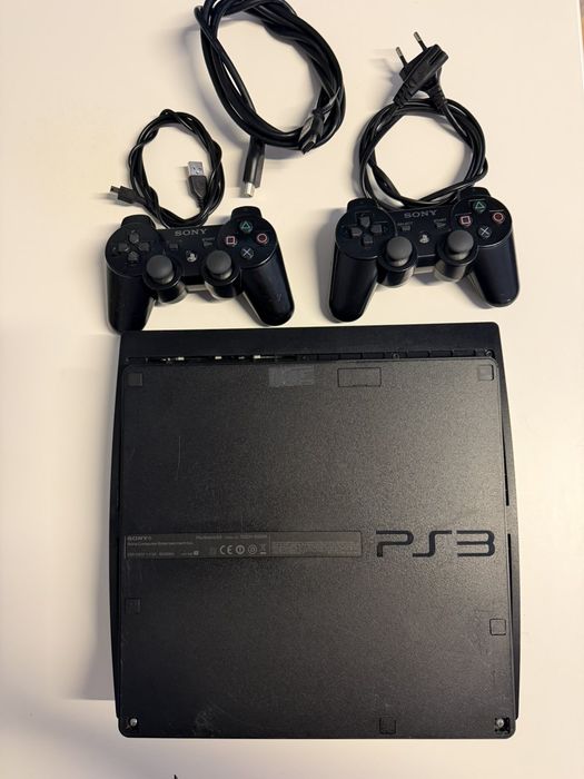 Игровая приставка PlayStation 3 Slim 120GB + 2 геймпада