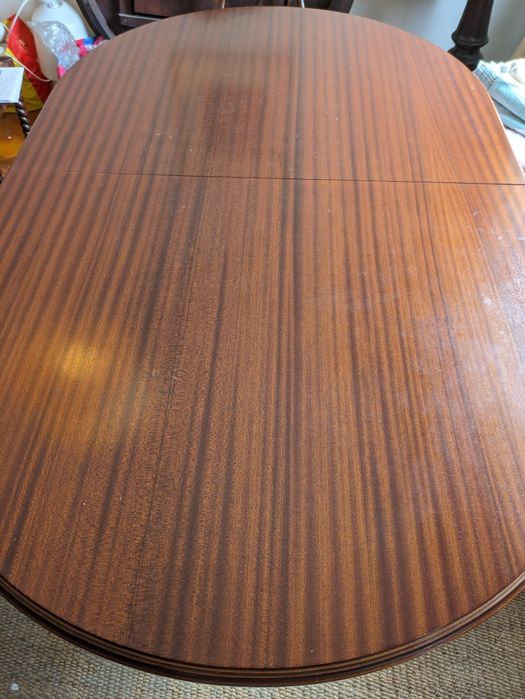 Solid dining table in good condition, 1.45 m extendable to 1.80 m64398287978882122