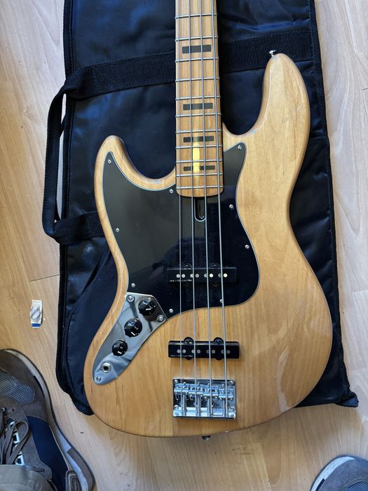 Gitara basowa Sire Marcus Miller V5
