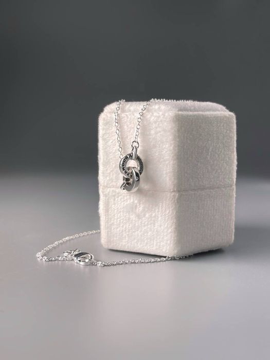 Намисто Pandora.