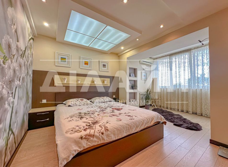 Краща пропозиція! 3-кімн. квартира з ремонтом у центрі міста!