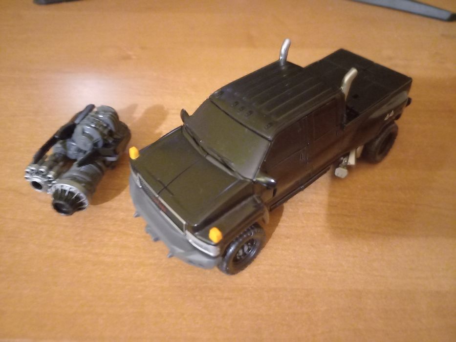 Transformers studio series ironhide