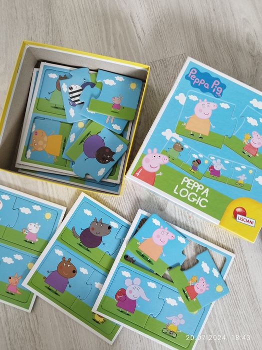 Książeczka Peppa liczy do 10 i figurki Peppa, ukladanka peppa logic