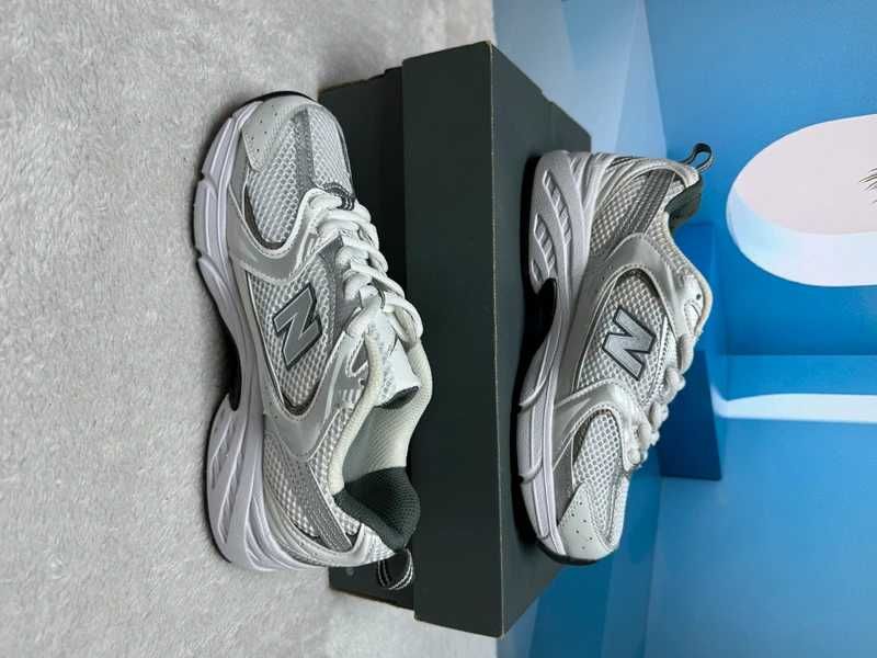 New Balance 530 White Silver Rozmiar 41.5