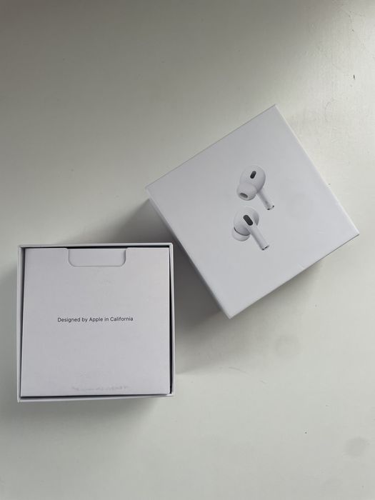 Air pods pro 2-Apple