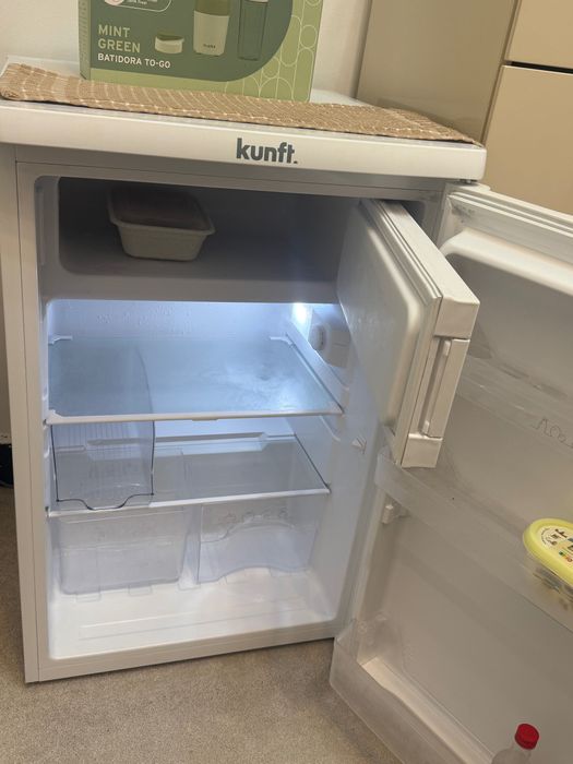 Frigobar novíssimo por