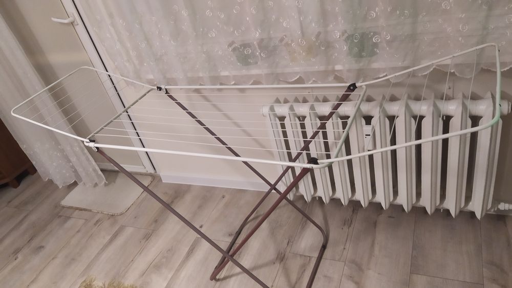 Suszarka balkonowa rozkładana na ubrania biała pojemna