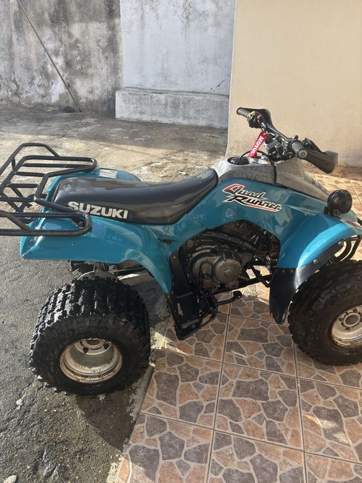 Moto 4 Susuki LT 160