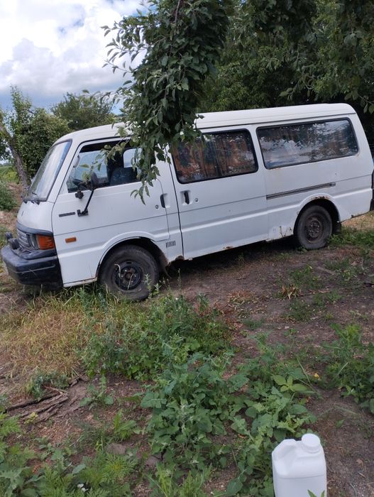 Мазда 2200 в робочому стані!