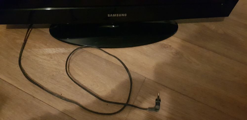Televisão Samsung para peças ou reparação