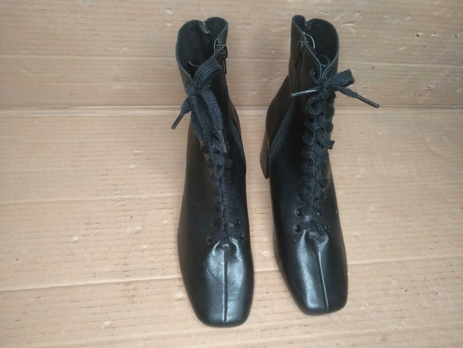 Ботильйони Sinsay чорні р. 38