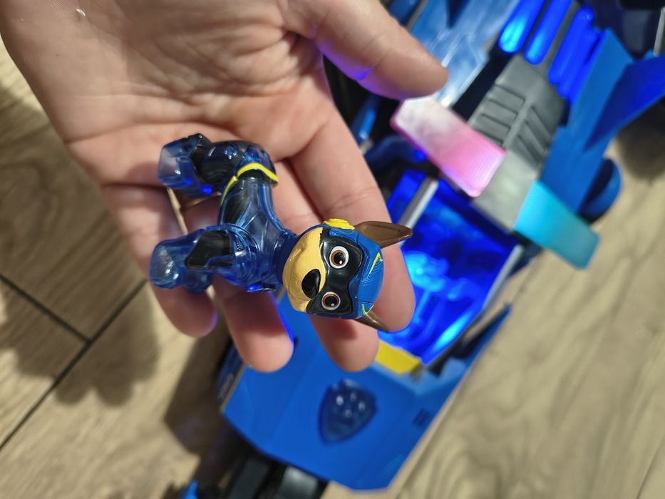 Kosmopiesek świecący grający chase psi patrol paw patrol