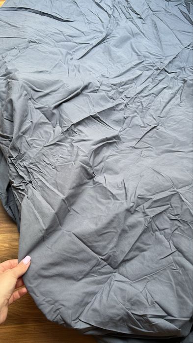 Prześcieradło na gumce granatowe Ikea 140x200 cm