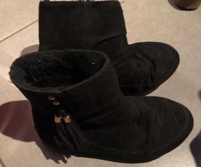 5 pares de botas + sandálias, n.º 37. Portes grátis!