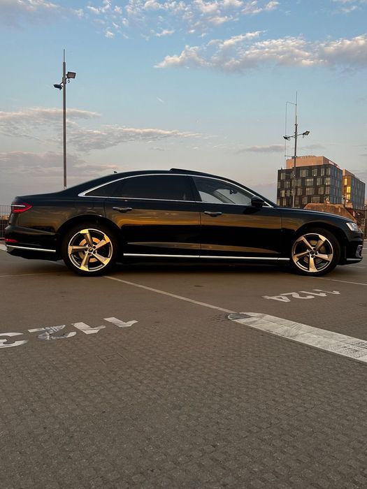 Audi A8 Audi A8 Long / FuLL opcja