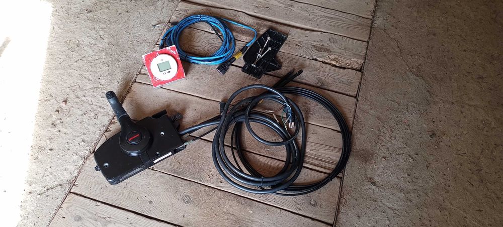 Silnik zaburtowy Mariner Mercury 30 40 EFI Smart Craft power trym