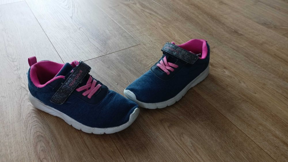 Buty adidasy rozm 33
