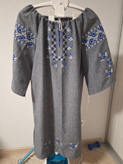 Продам     плаття