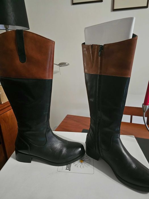 Botas de Senhora Bem-me-quer