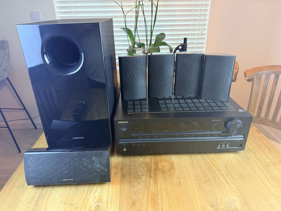 Onkyo TX-SR333 zmaczniacz kina domowego 5.1