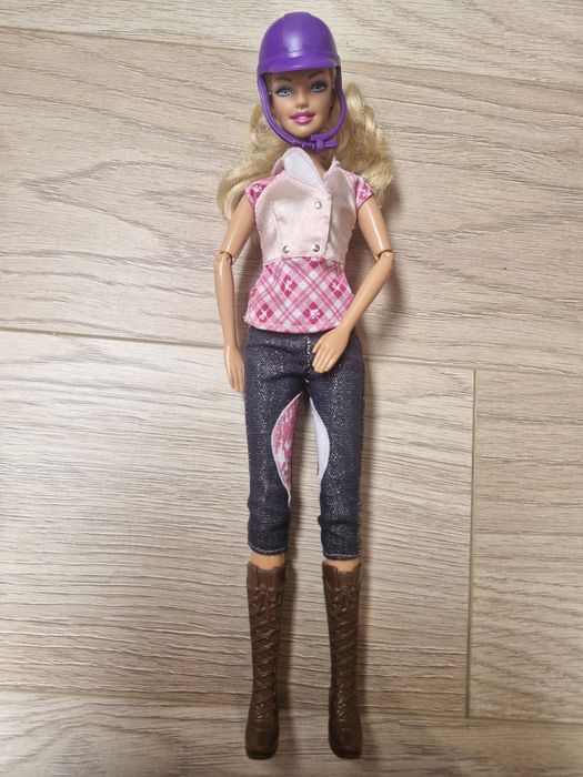 Barbie, lalka z koniem