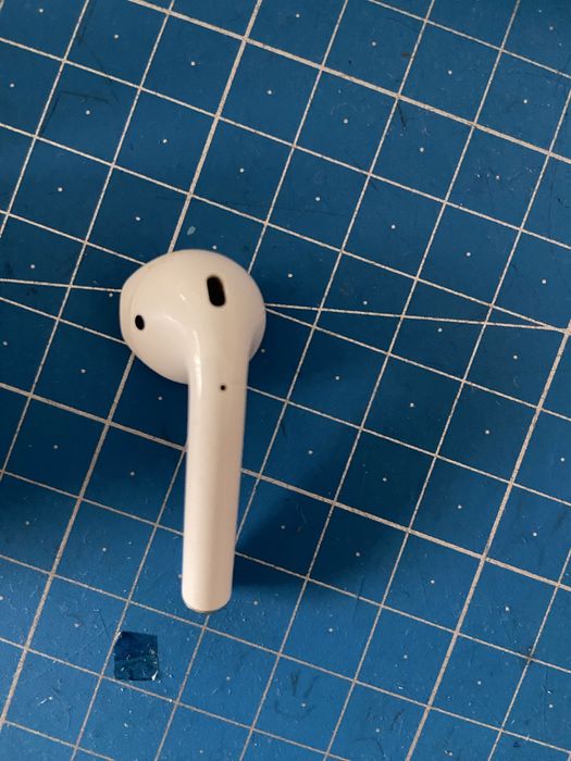 Навушник лівий Airpods з кейсом