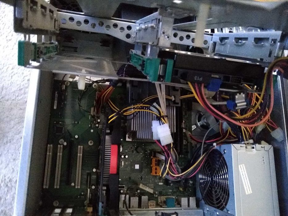 komputer fujitsu