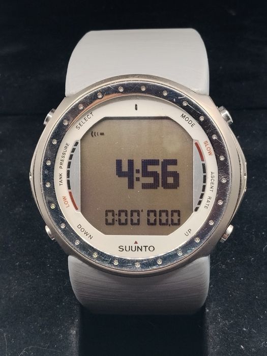 Декомпрессииометр suunto d9