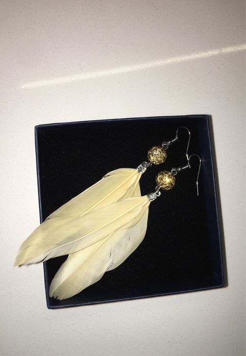 NOWE Kolczyki shamballa piórka