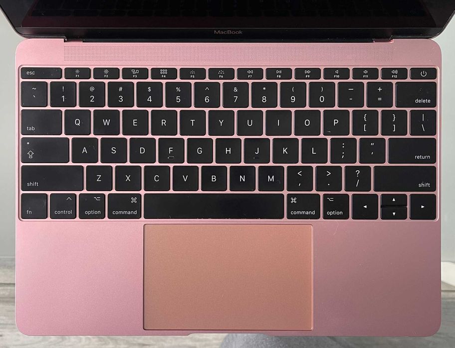 Macbook A1534 2017 i7 / 16 GB / 512 GB