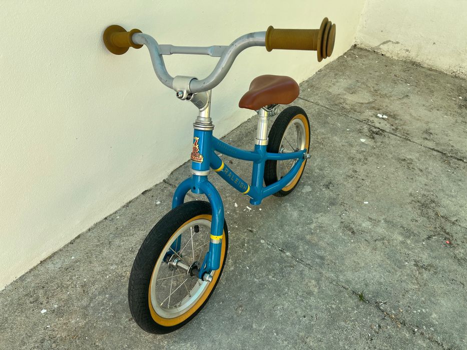 Bicicleta de equilíbrio / de aprendizagem / rodas 12” / Releigh