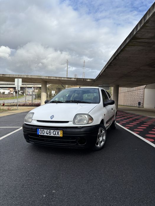Renault Clio 1.9 Diesel