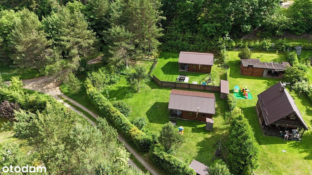 Kompleks 3 domków nad jeziorem woj. Pomorskie
