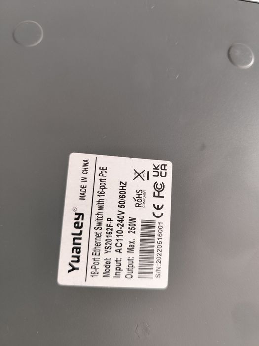 Swatch 18 portowy przełącznik