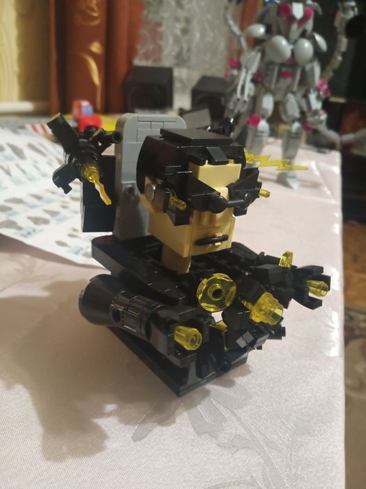 Іграшка скібіді туалет