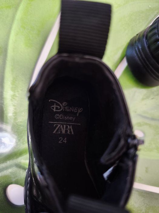 Чобітки від  Zara Disney