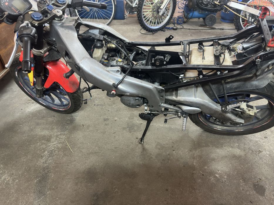 aprilia rs 125 2t(części)